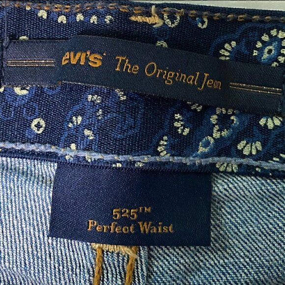 Levis Custom Printed Cuffed Denim Shorts - Picture 3 of 4